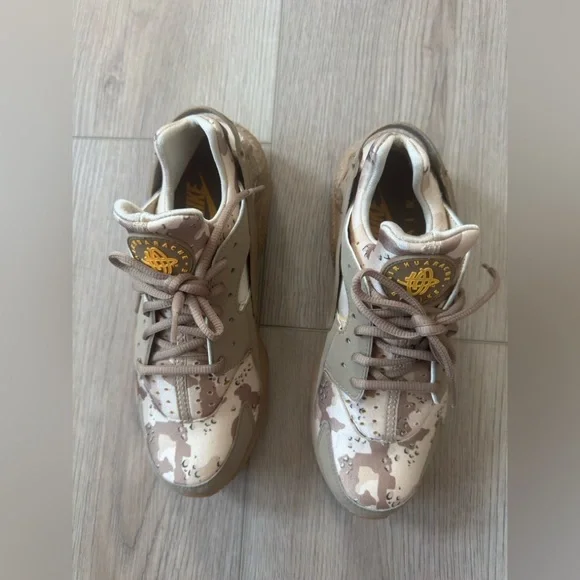 Nike Air Huarache Run Desert Ore  Men’s Camouflage Sneakers 👟 - Picture 2 of 14